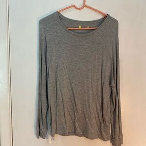 Xersion women’s medium grey tshirt batwing dolman side ties athleisure gym